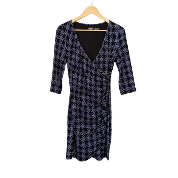 New GUESS Penelope Faux Wrap Zipper Black Purple Dress | 6 - Picture 1 of 6